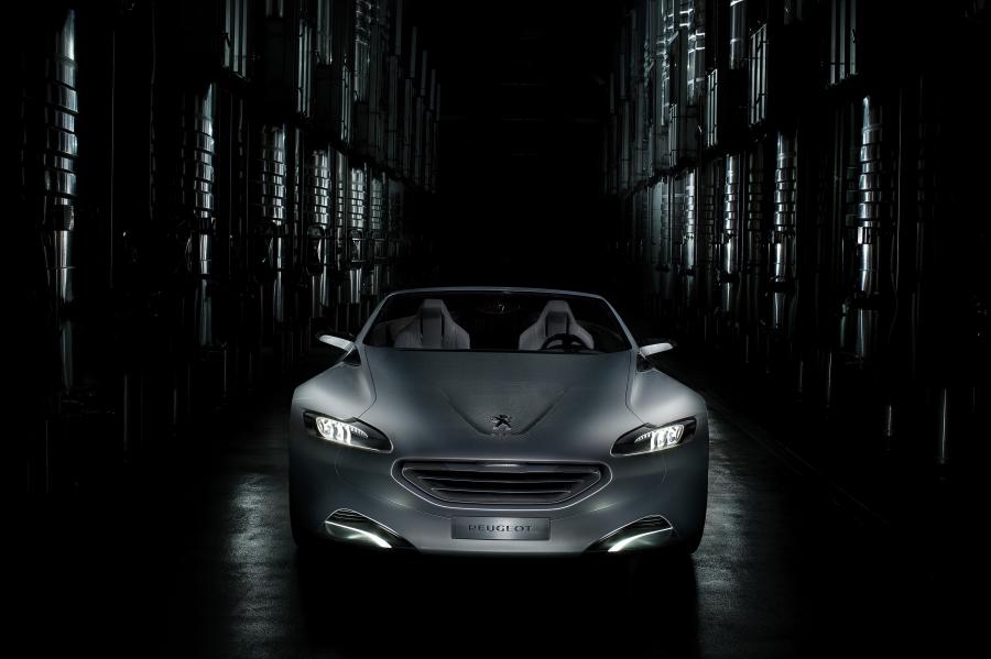  Peugeot SR1 Concept 2010 года  (фото 25 из 57)